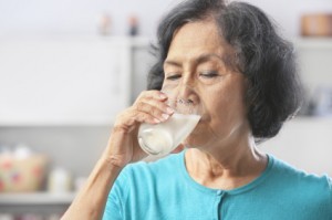 osteoporosis and milk