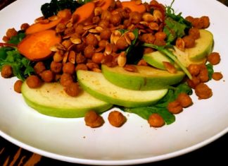 You’ll Love This Fall Superfood Salad with Spiced Cider Dressing