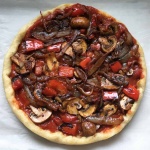 vegan pizza topview
